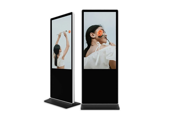 Standee Led 75 inch